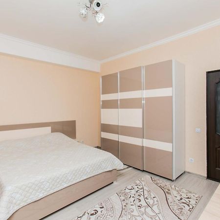 Apartament Spatios In Complex Residential تشيسيناو المظهر الخارجي الصورة